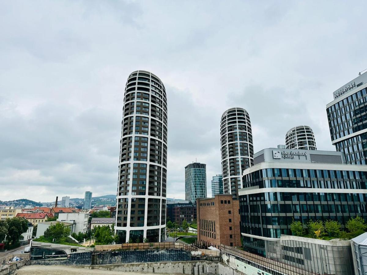 Apartments05 In New Building With Free Parking Panorama City - Amazing View Close To Old Town Bratislava Eksteriør billede